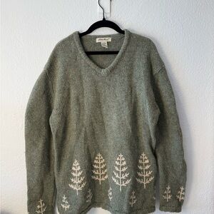 Eddie Bauer V-Neck Sweater in Green with Tree Design wool